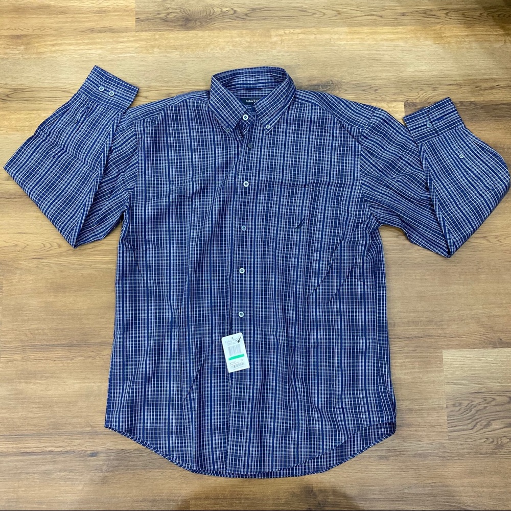 Men’s Button Down Shirt NWT